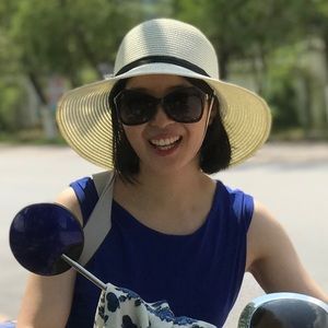 Meet your Posher, Yi